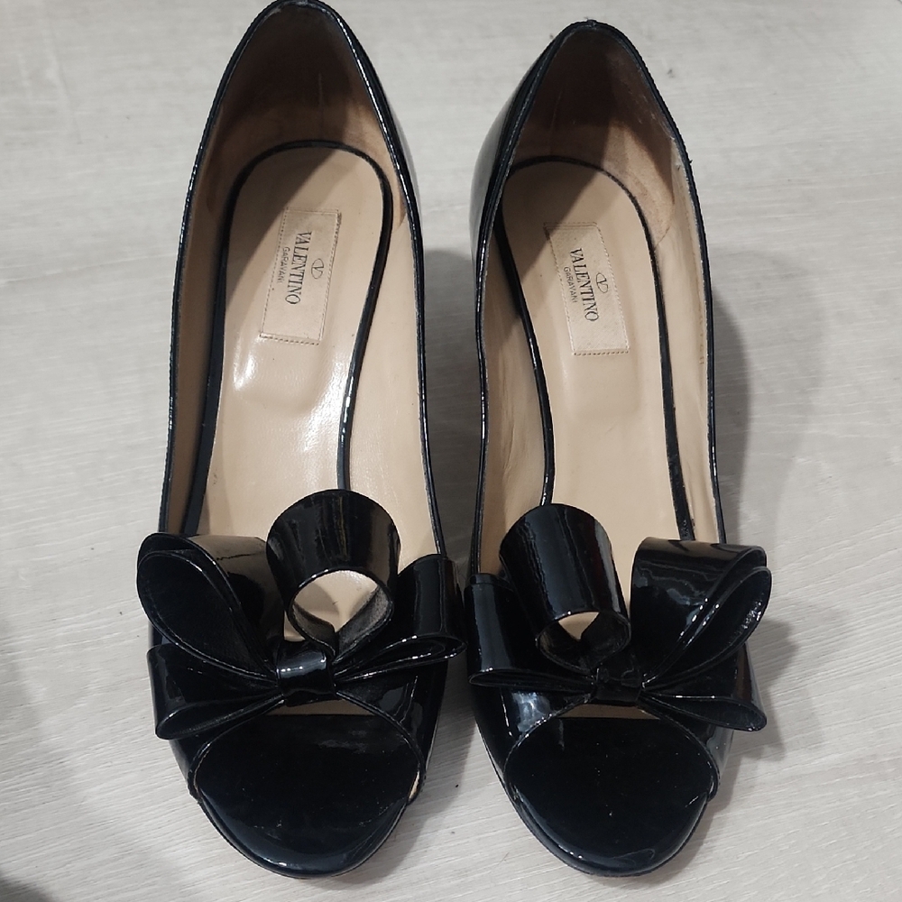 Valentino Black Patent Leather Bow Heels
